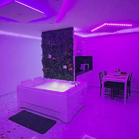 Golden Seconds Apartment Страсбург Екстериор снимка